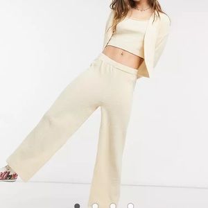 👉MONKI Cream Colored Fuzzy tank only